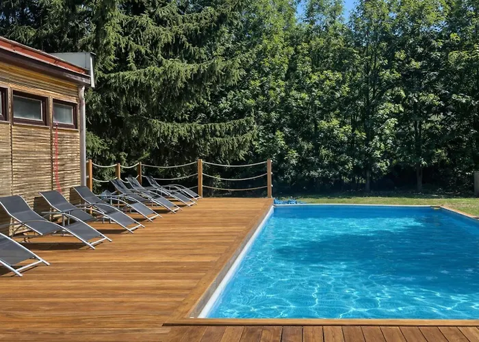 Хостел Wellness & Nature Brezova (Karlovy Vary)